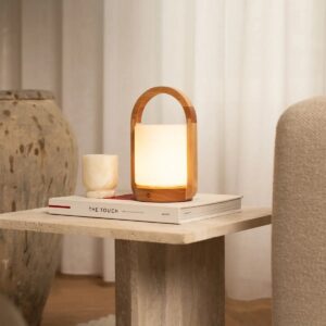 Gina Tischlampe Hellbraune - wiederaufladbare Holzlampe mit 3 Lichtmodi