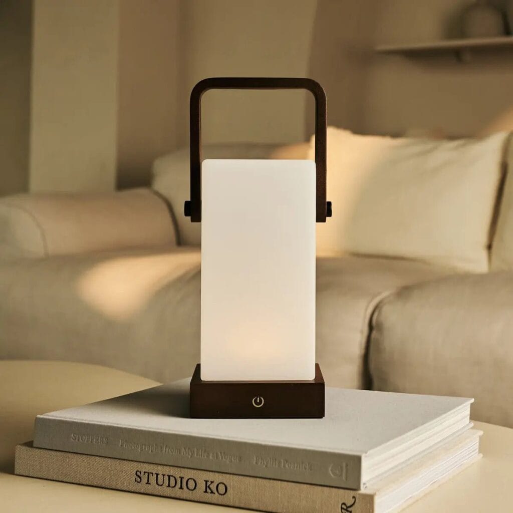 Harper Tischlampe Dunkelbraun - kabellos und dimmbar