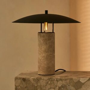 Nicola Tischlampe Schwarz aus Travertin und Metall