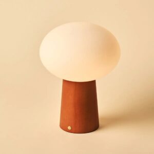 Maxim Tischlampe Braun aus Holz mit dimmbaren Lichtmodi