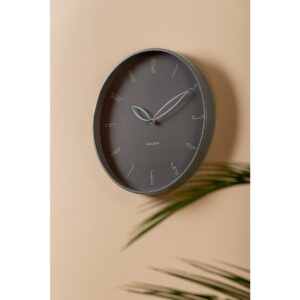 Blum Wanduhr Grau von Karlsson – elegante Wanduhr mit blütenblattähnlichen Zeigern