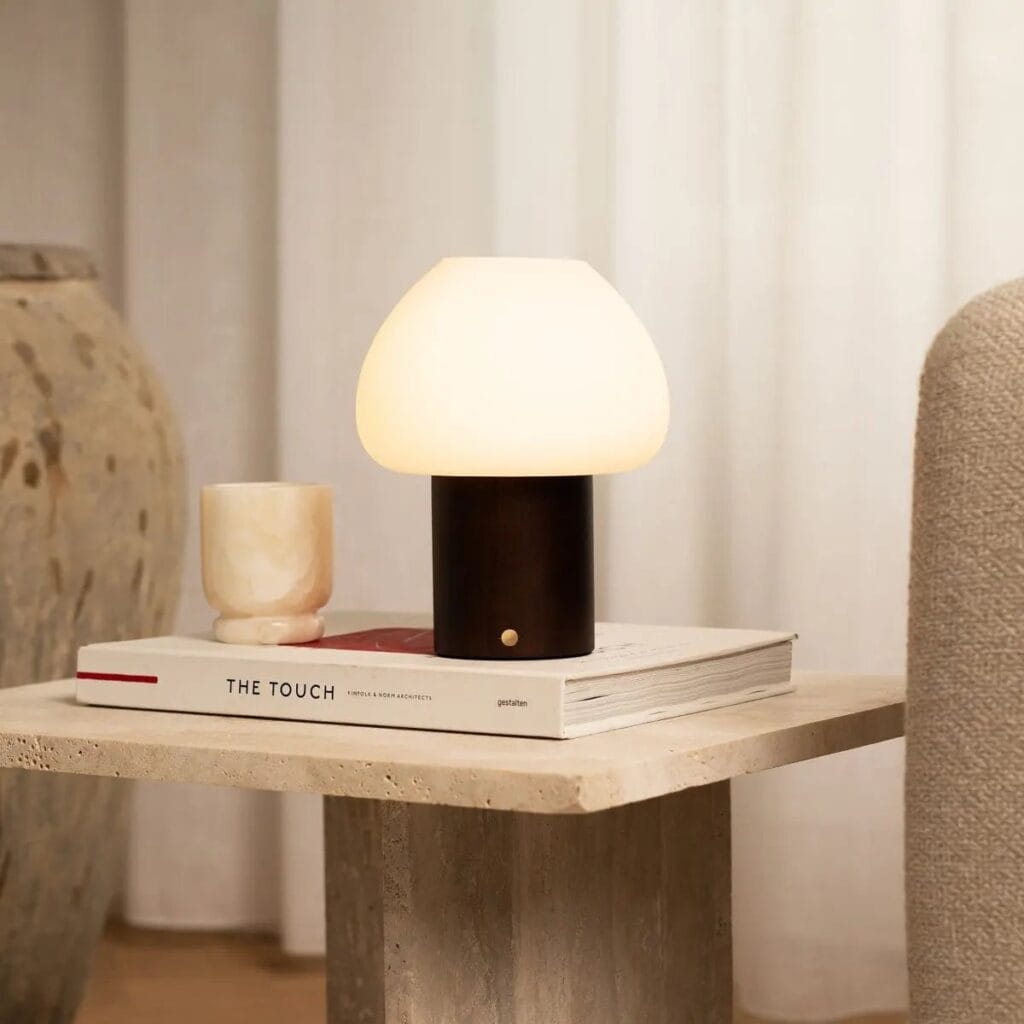 Fynn Tischlampe Dunkelbraune - kabellos und dimmbar