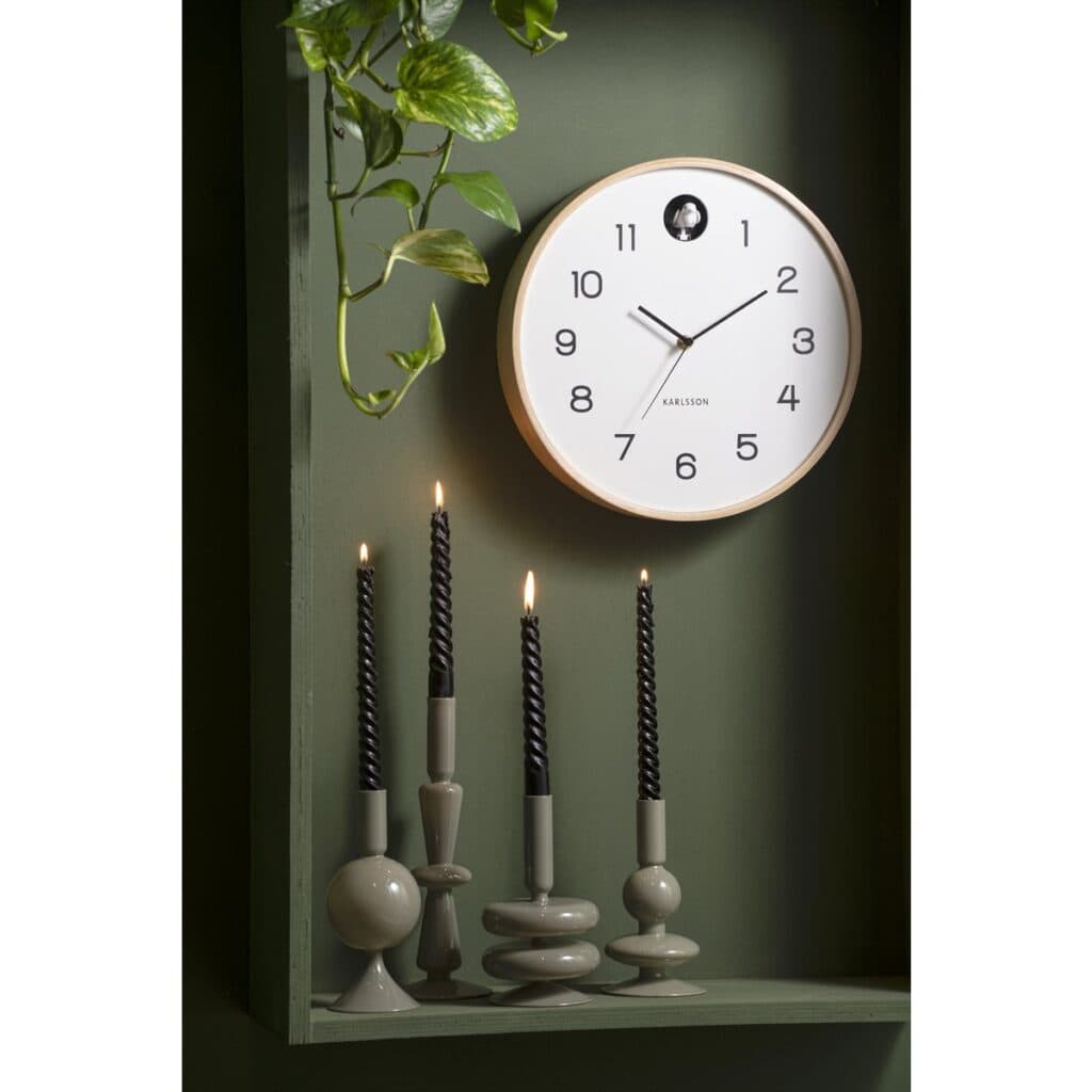 Kukki Wanduhr Kuckuck Weiß von Karlsson – stilvolles Holzdesign